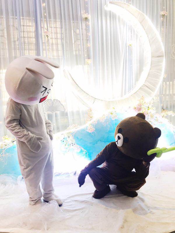 网红抖音熊、老、老承接各种表演