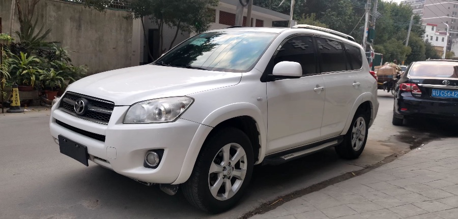 2010967875.jpg