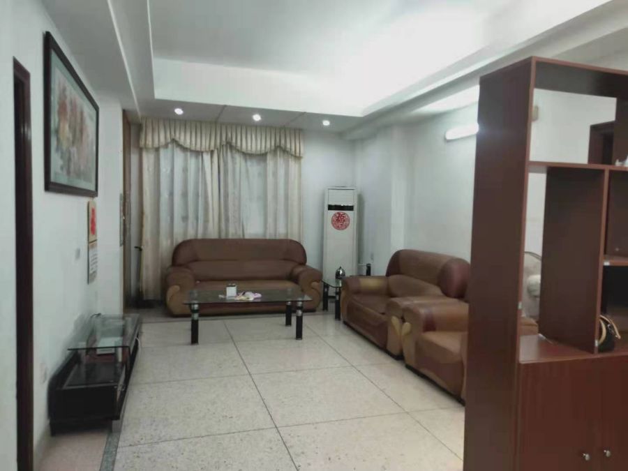 53c7ffe58638bedb0c86021de5e067c.jpg