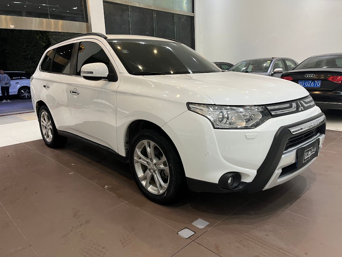 135fd305d4aa727b3fb8c6b858b56b7.jpg