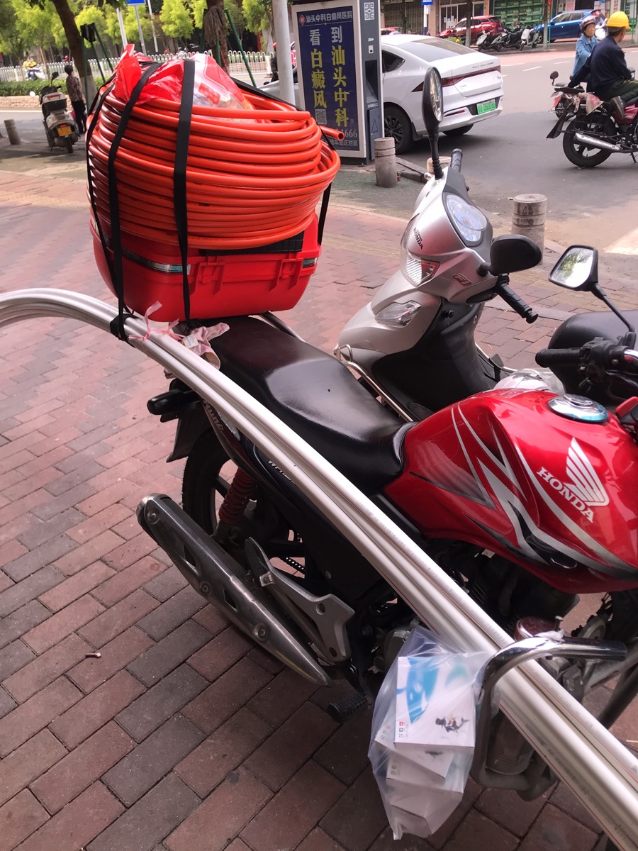 109708F7-4DF9-4715-9A54-2E1EF1E35D01.jpeg