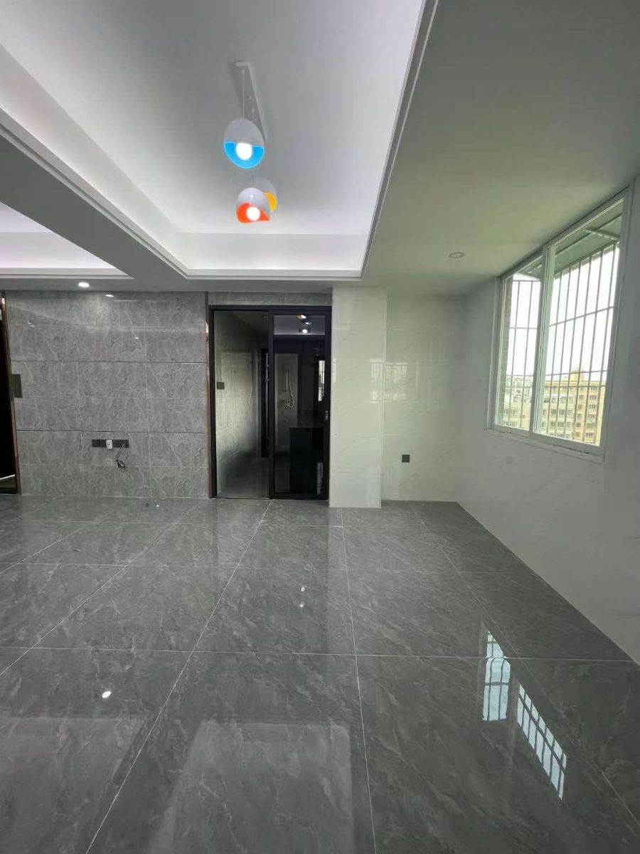 qFWD5U79|12|1.jpg