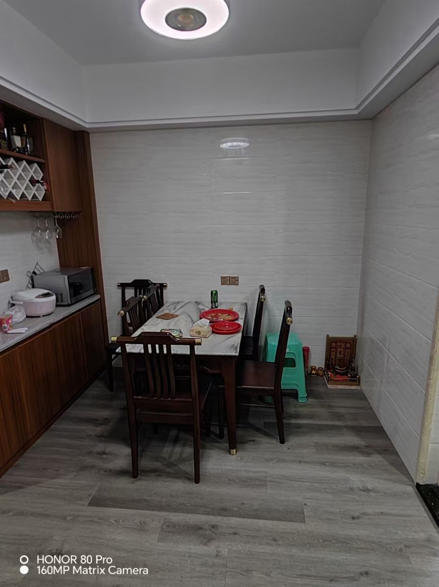 mmexport1709189525301.jpg
