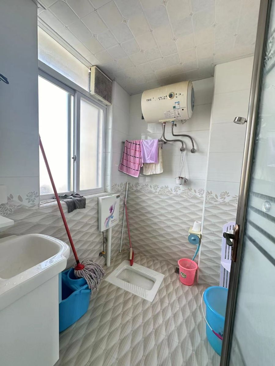 `VfD5 13| 2?1   w5hP  1300C7.jpg