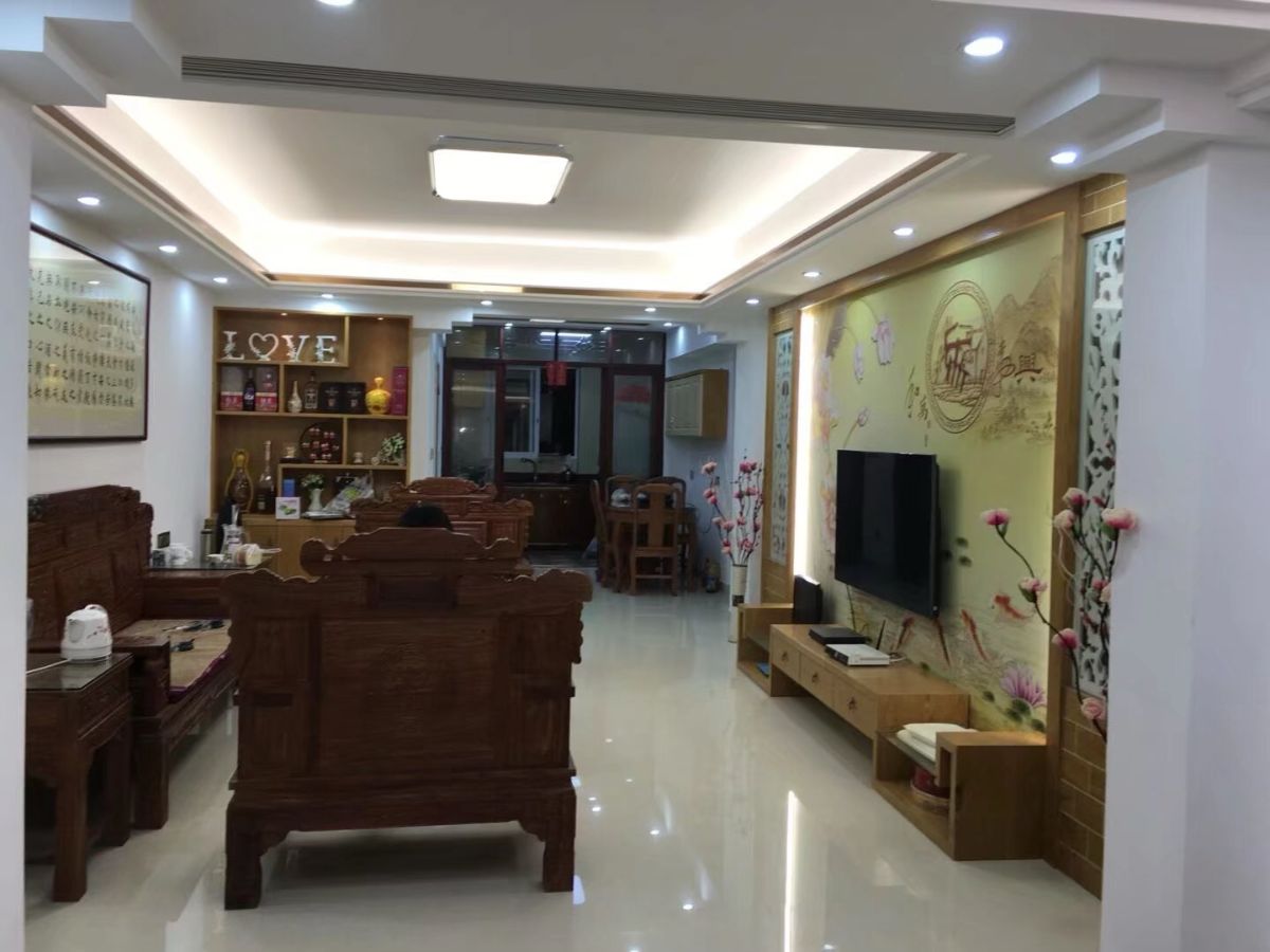 ):55b8|126s3?22k 	Q .90C3.jpg