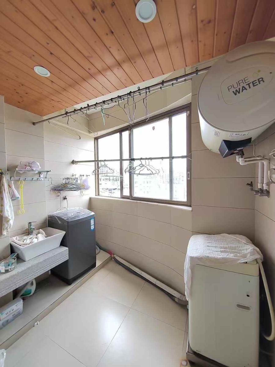 oE5-B114s3?22k9.jpg